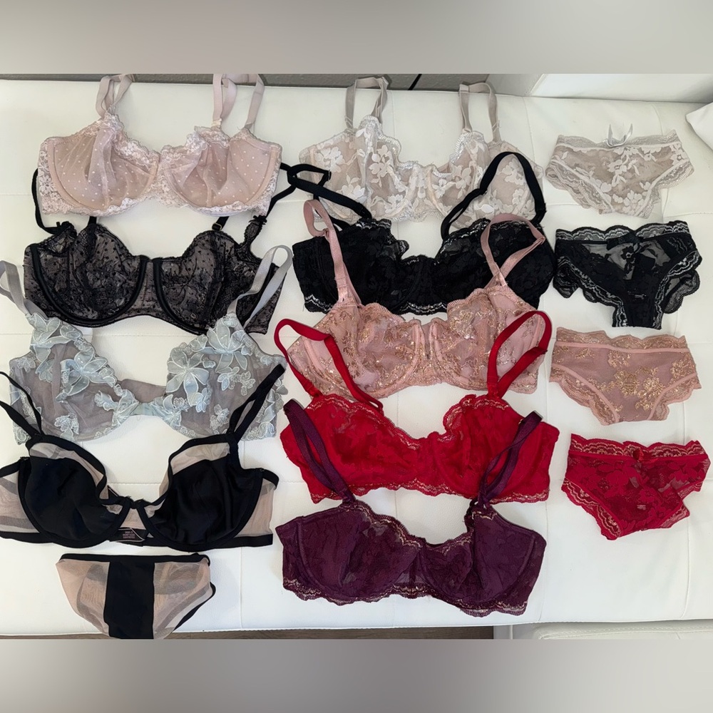 Victoria’s Secret 34D Lace Bra and Small Underwear Bundle
